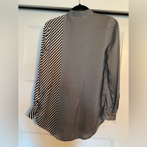 Equipment - Cherine Silk Blouse - Size Small - Picture 3 of 4